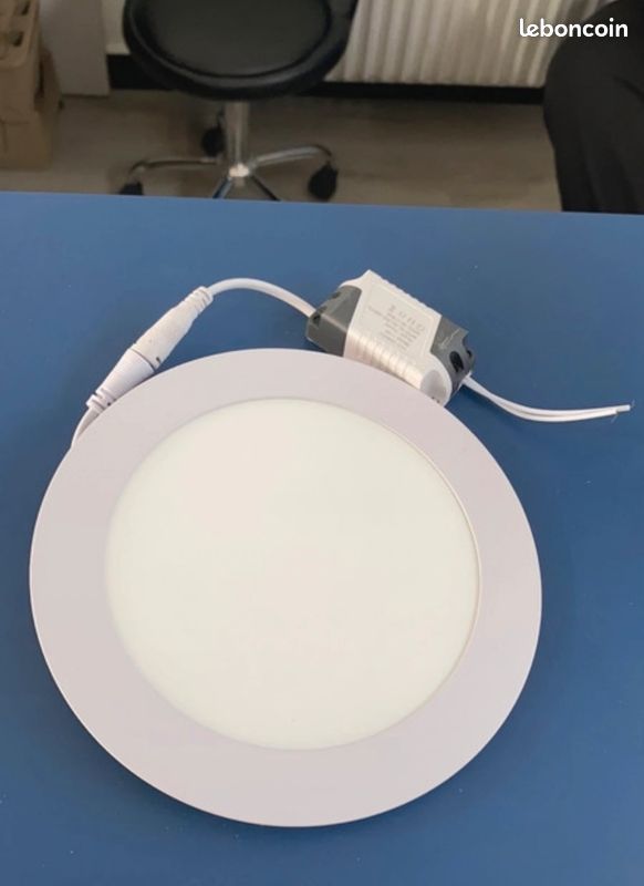 Destockage spot led 9-12w (image 3)