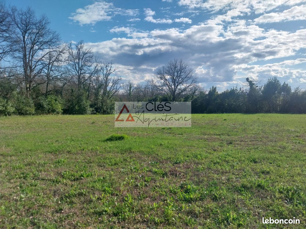 Terrain 1603 m² · à Tabanac · 1 603 m² · 201 000 €