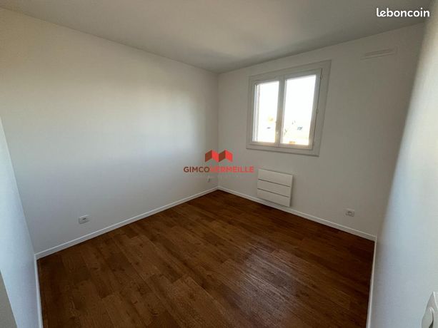 https://img.leboncoin.fr/api/v1/lbcpb1/images/35/47/90/3547908c0aaa833d17fc08fe61fa7fc98836ac43.jpg?rule=ad-image