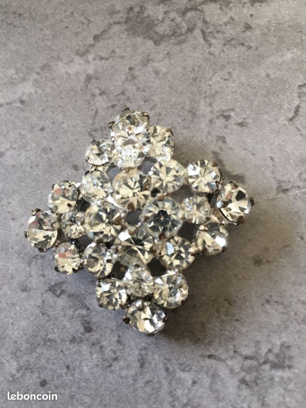 Magnifique broche strass Vintage (image 1)