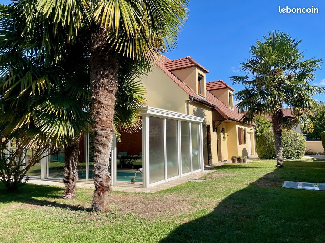 Maison 7 pièces 210 m² · à Saint-Germain-sur-Morin · 210 m² · 599 000 €