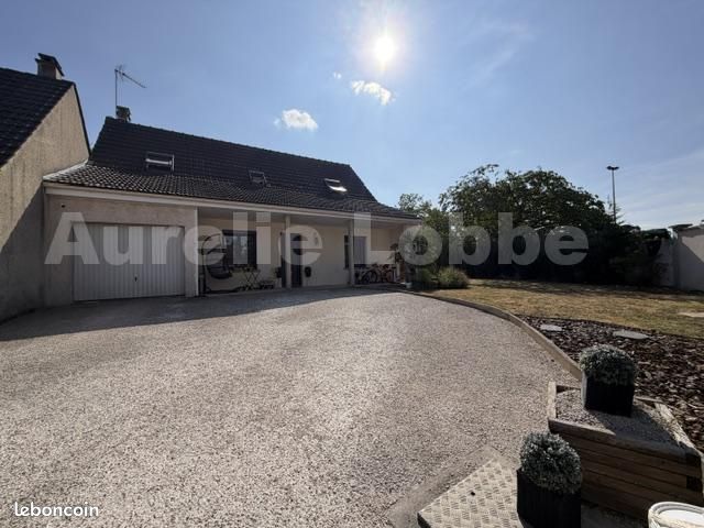 Maison 7 pièces 146 m² · à Claye-Souilly · 146 m² · 392 000 €