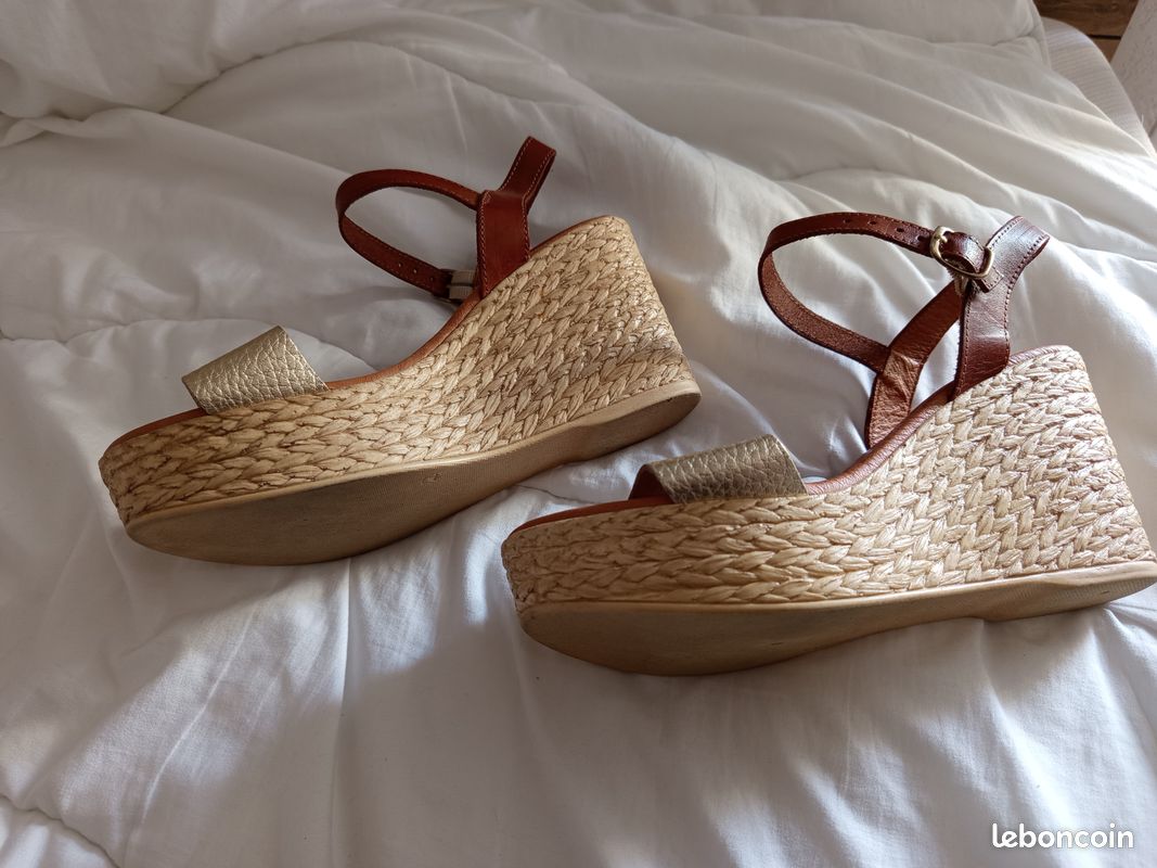 Chaussures Compensées Beige New Look Taille UK 3 - Talon Wedge, Occasion
