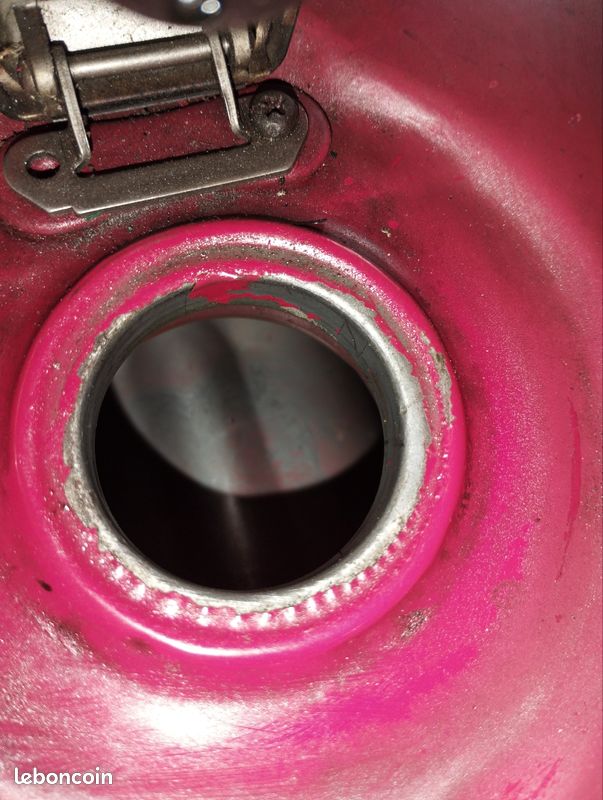 Réservoir D'occasion Pour Honda CBX 750 - Pièce Moto à Restaurer