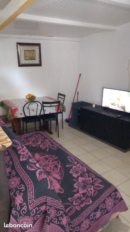 Maison 2 pièces 65 m² · à Saint-François · 65 m² · 500 €/mois