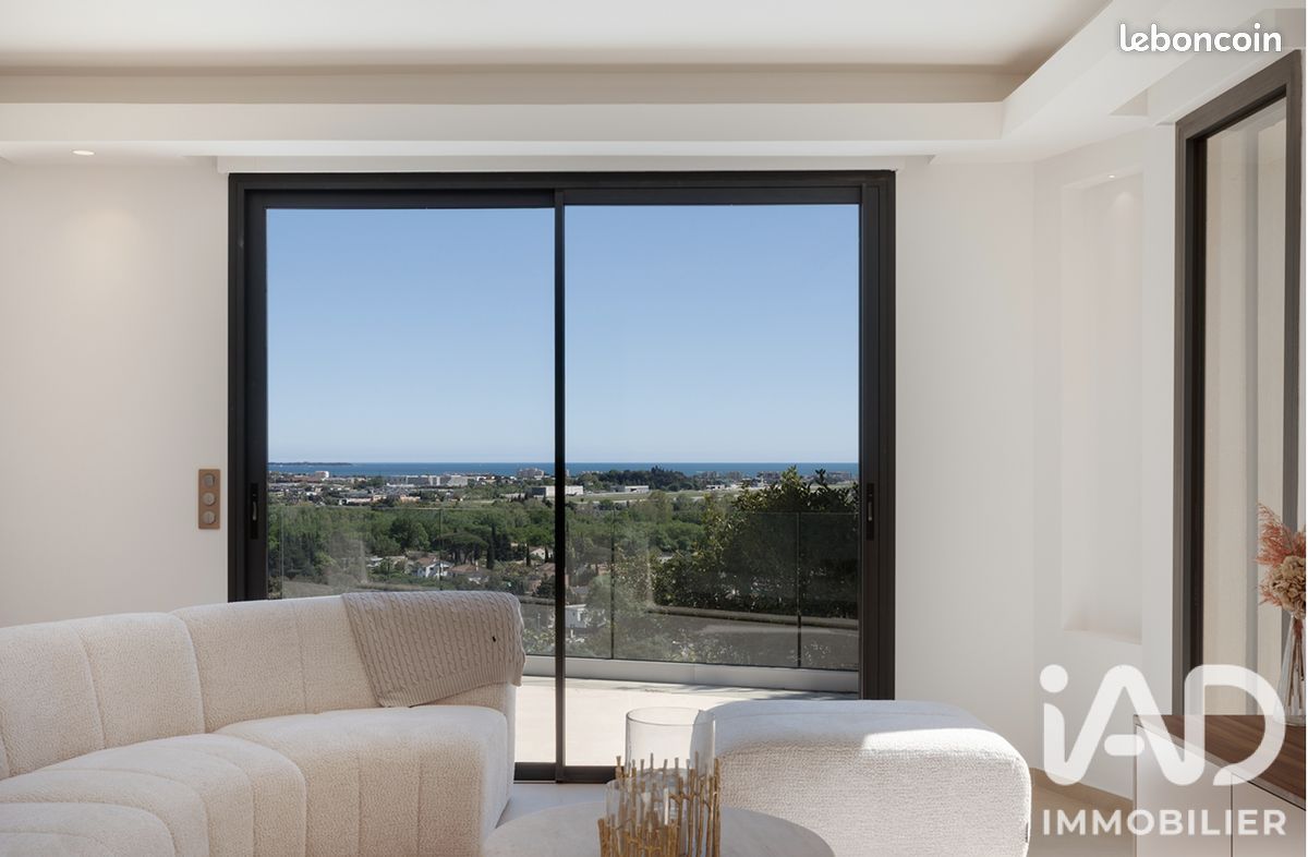 Maison 7 pièces 200 m² · à Mandelieu-la-Napoule · 200 m² · 1 770 000 €