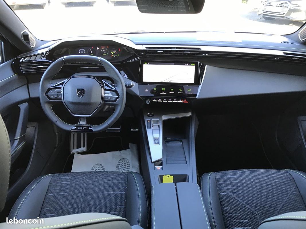 PEUGEOT 308 Hybrid 145 e-DCS6 GT (image 13)