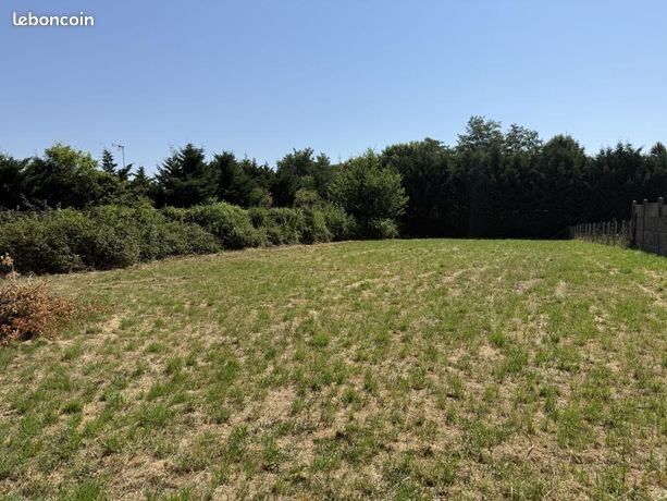 Terrain 966 m² Laiz