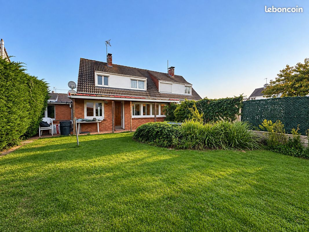 Maison 5 pièces 92 m² · à Saint-Léonard · 92 m² · 189 900 €