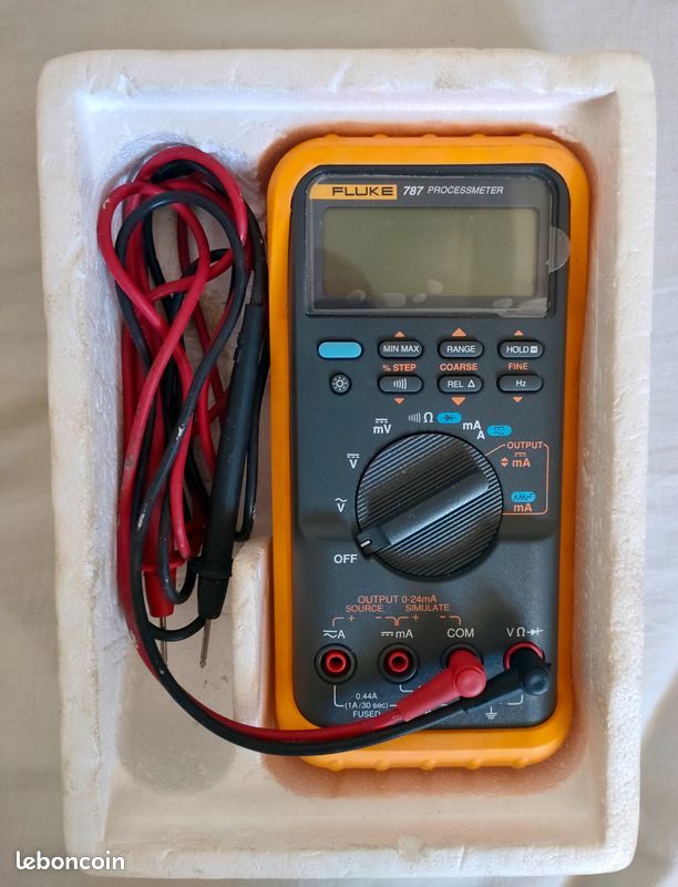FLUKE 787 PROCESSMETER Multimètre et calibrateur de boucle (image 3)