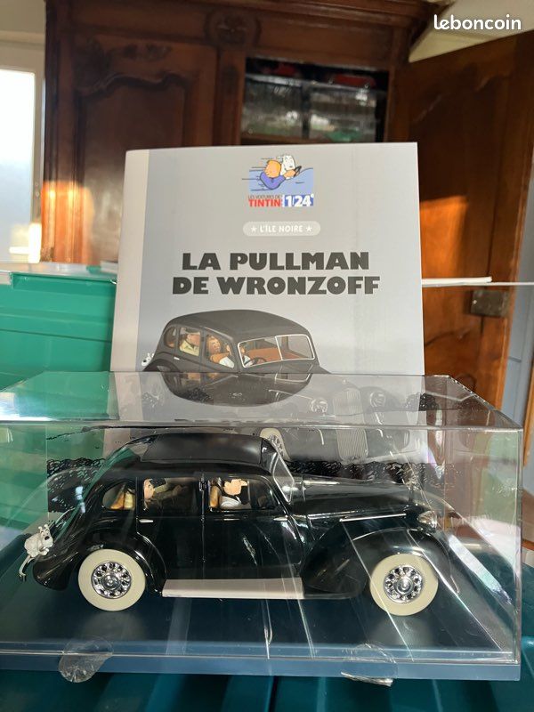 Tintin voiture Pullman de Wronzoff l'île noire - Collection