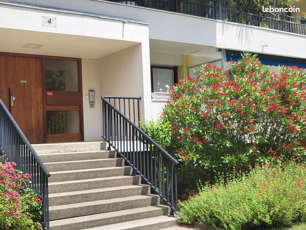 Appartement 2 pièces 32 m² · à Pessac · 32 m² · 850 €