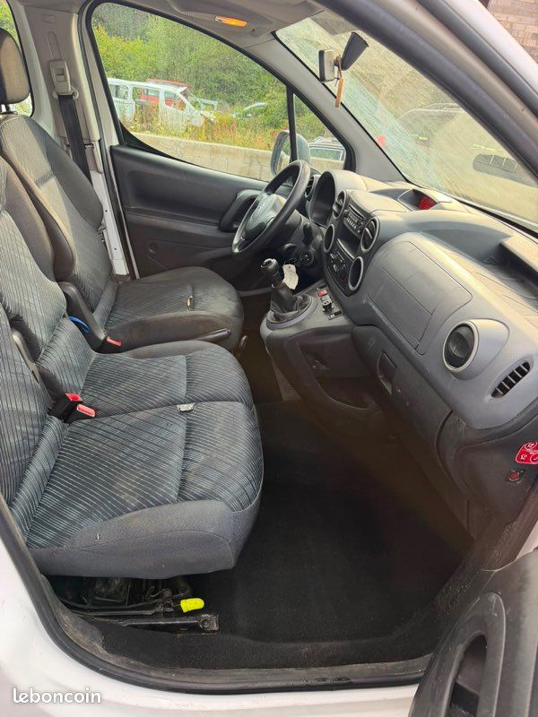 Citroën berlingo 1.6 e-hdi 75cv CT OK distribution neuve (image 3)