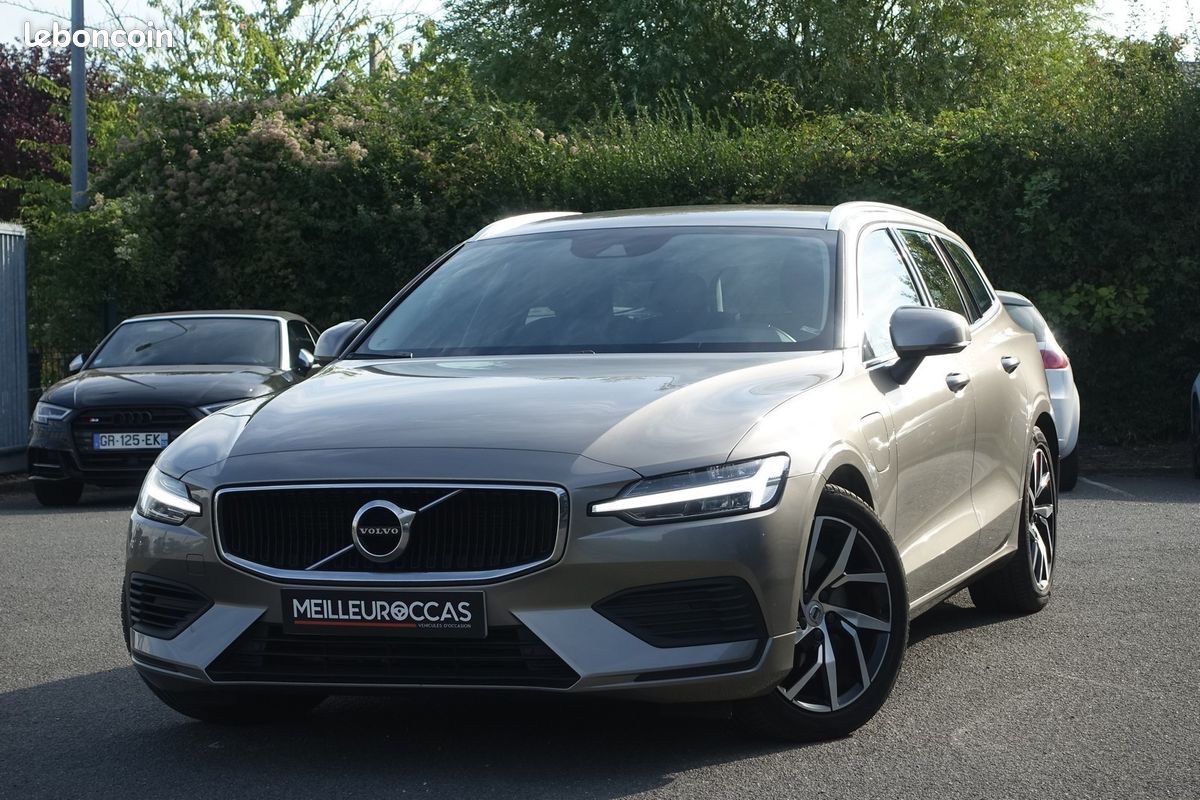 V60 T6 Awd Momentum Hybride Rechargeable Geartronic Phev 340ch Semi-cuir/Gps Europe/Carplay/Hayon électrique/Full LED/Régulateur/1*Main/Garantie 12 mois (image 1)