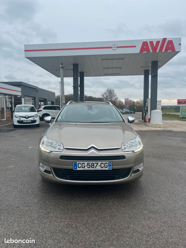 Citroën C5 II Tourer 1.6 HDi110 FAP Confort (image 2)