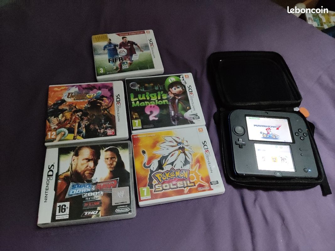 Nintendo 2 DS (image 1)