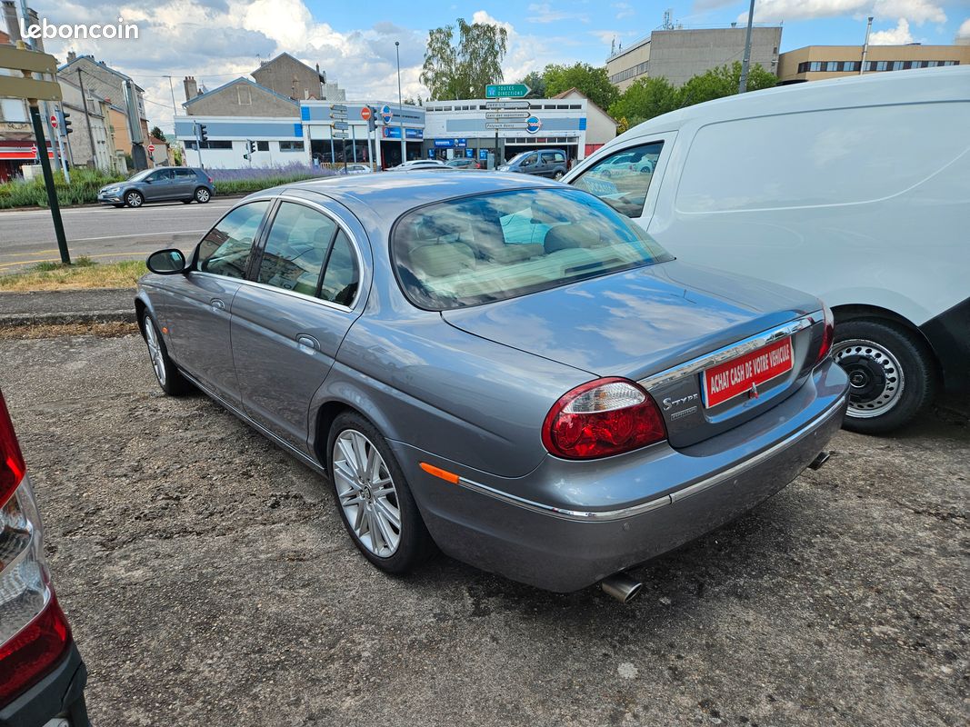 JAGUAR S-TYPE 2.7 V6 BI-TURBO diesel 208CV BVA (image 2)