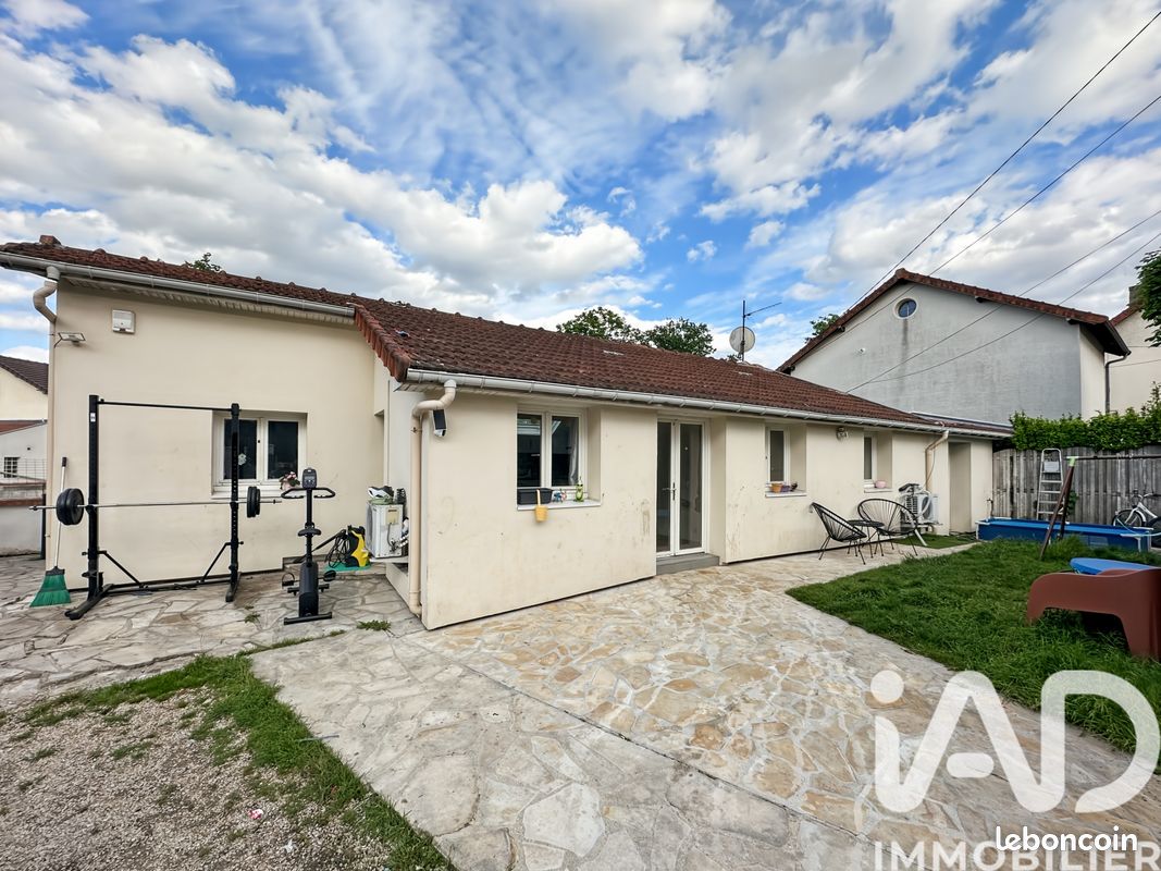 Maison 6 pièces 101 m² · à Chelles · 101 m² · 299 000 €