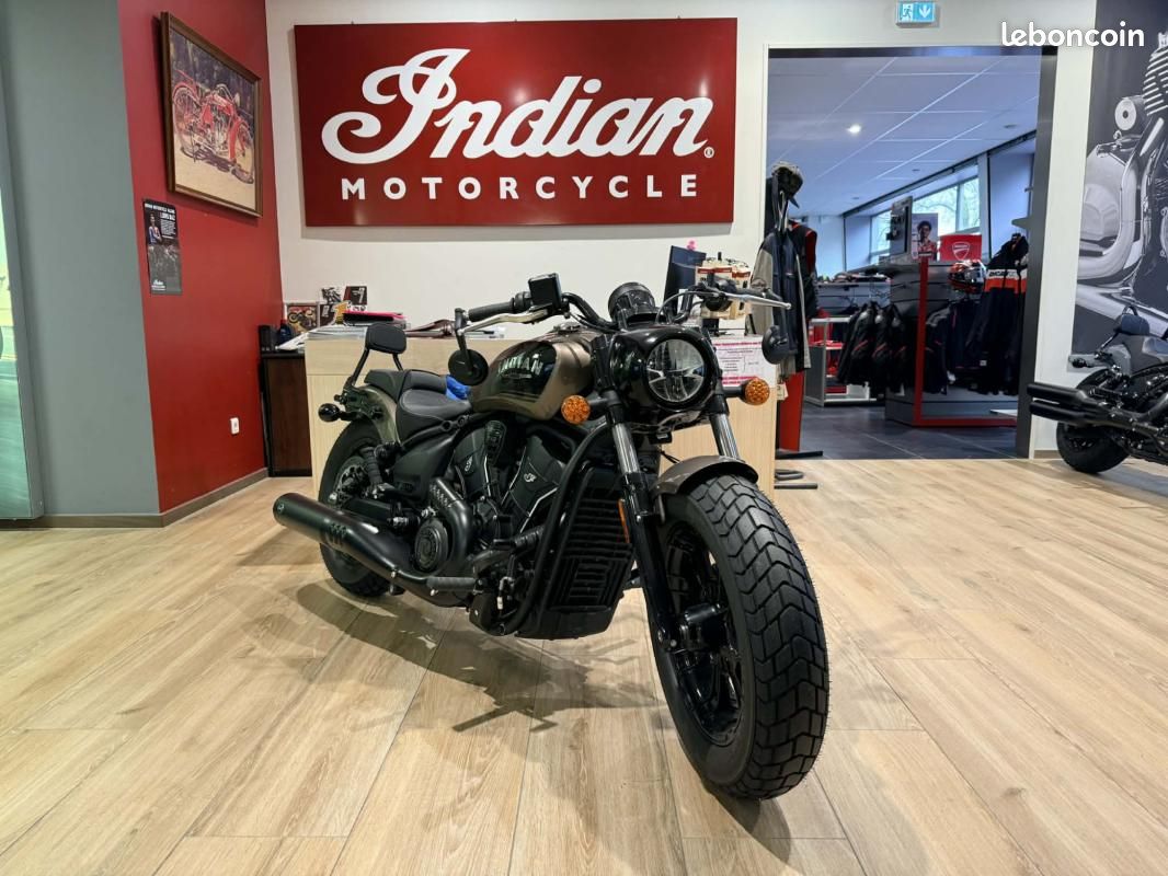 Indian SCOUT BOBBER 1250 LIMITED + TECH (image 2)