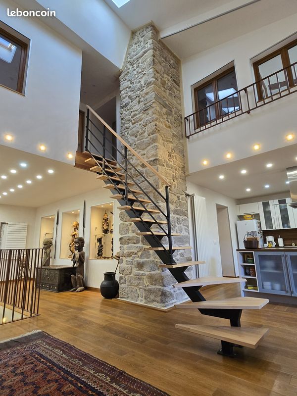 Maison 5 pièces 226 m² · à Roujan · 226 m² · 555 000 €
