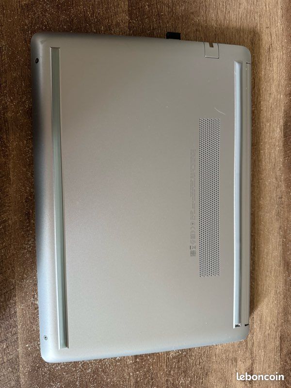 écran pour ordinateur hp 14-ds0001nf ( occasion