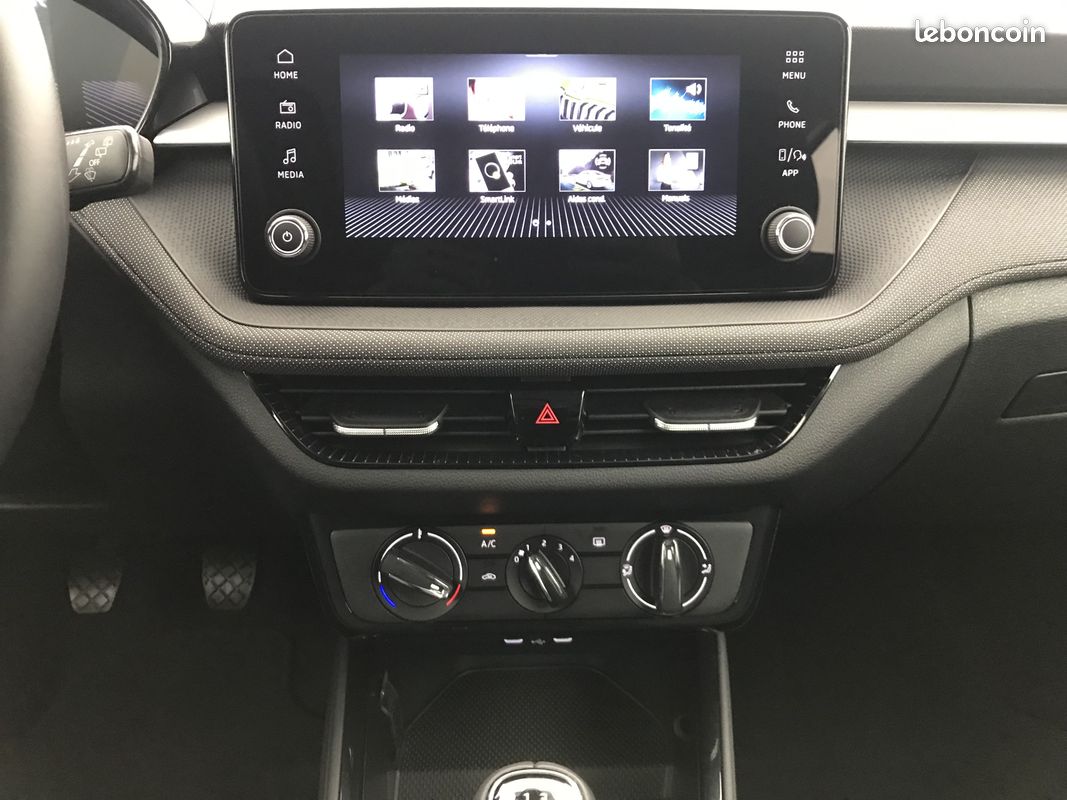 SKODA Fabia 1.0 TSI 95 ch EVO 2 BVM5 Selection (image 14)