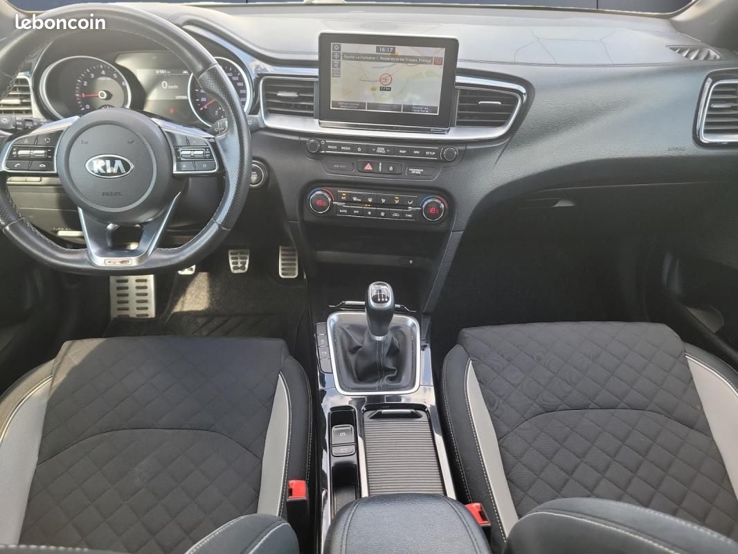 Kia ProCeed 1.0 T-gdi 120 Gt Line (image 15)