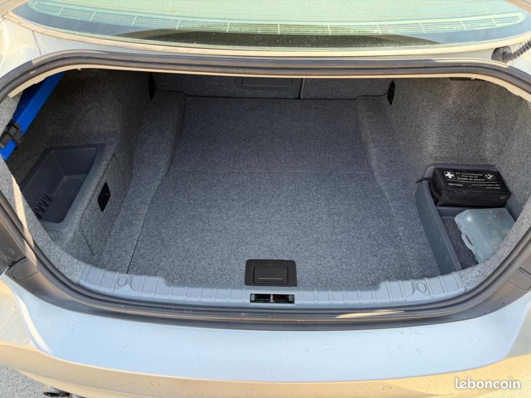 BMW Série 3 325 i E90 218 luxe boite automatique (image 16)