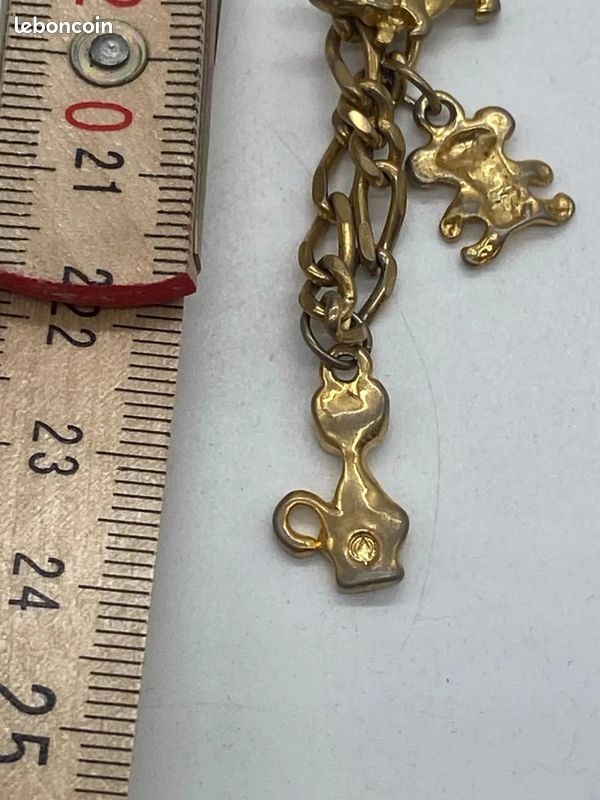 Collier Fantaisie Vintage Métal Avec Breloques - Occasion