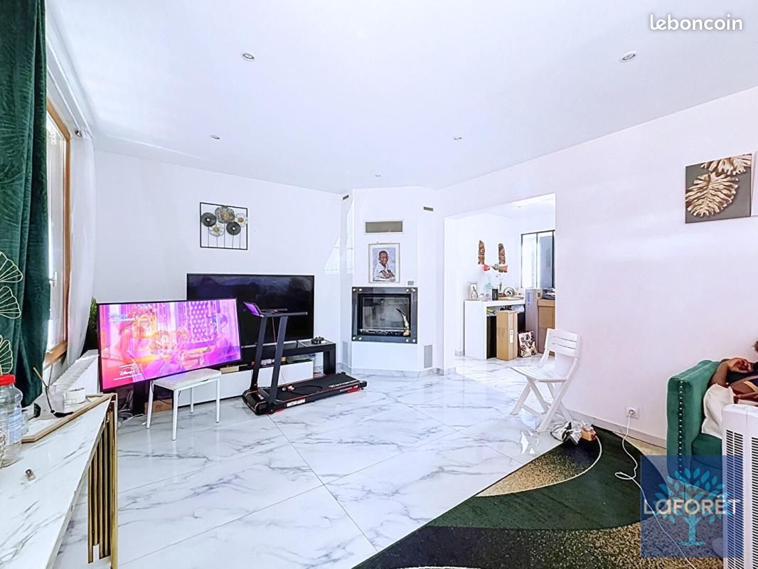 Maison 5 pièces 163 m² · à Vigneux-sur-Seine · 163 m² · 369 000 €