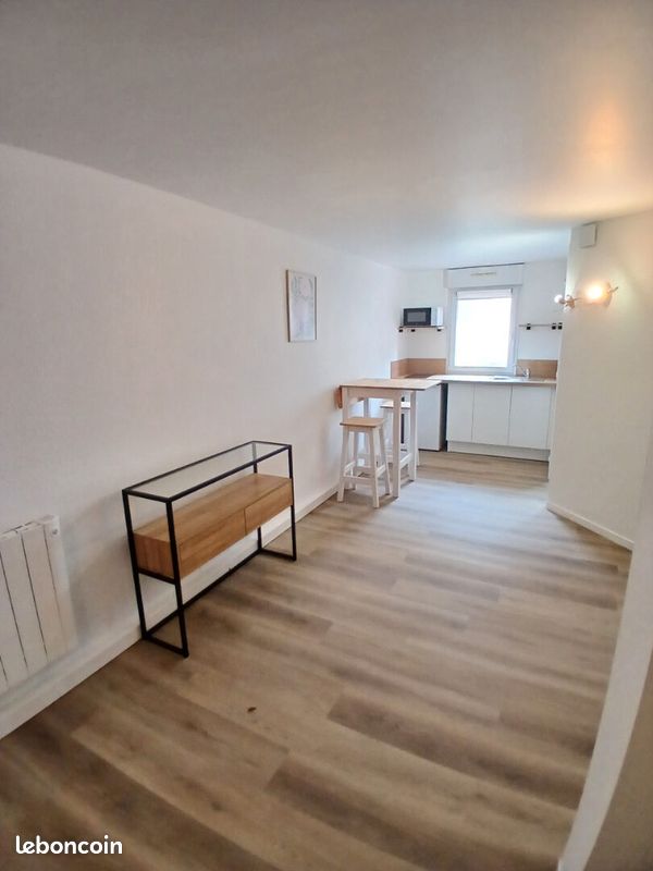 Appartement 1 pièce 20 m² · à Laval · 20 m² · 470 €/mois