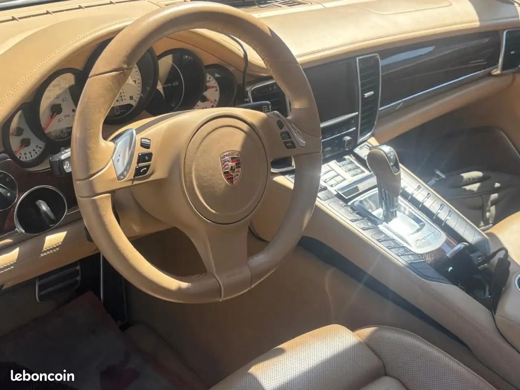 Porsche Panamera 4 S 400 CH BVA - HAYON ARRIÈRE ÉLECTRIQUE SELLERIE CUIR VOLANT EN (image 6)