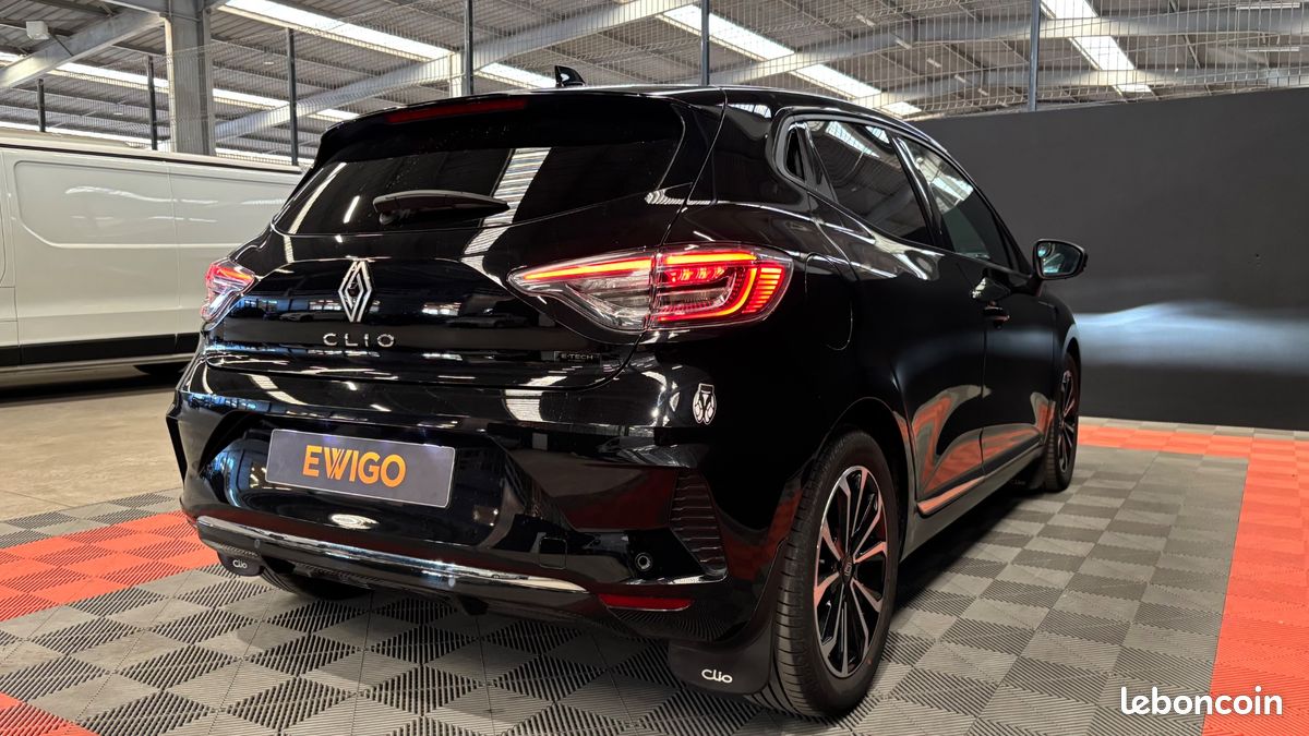 Renault clio 1.6 e-tech 145h 95 hybrid full-hybrid 1.2kwh techno bva (image 16)