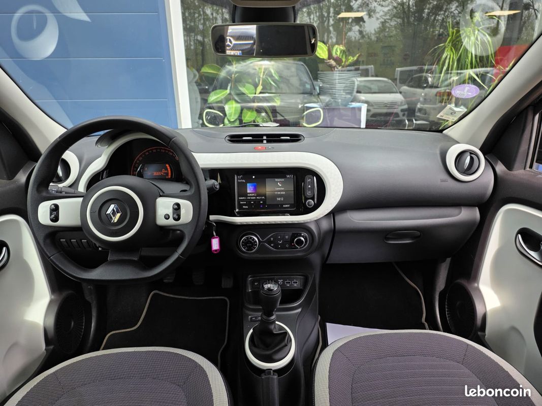 RENAULT TWINGO III SCe 65 Equilibre (image 7)