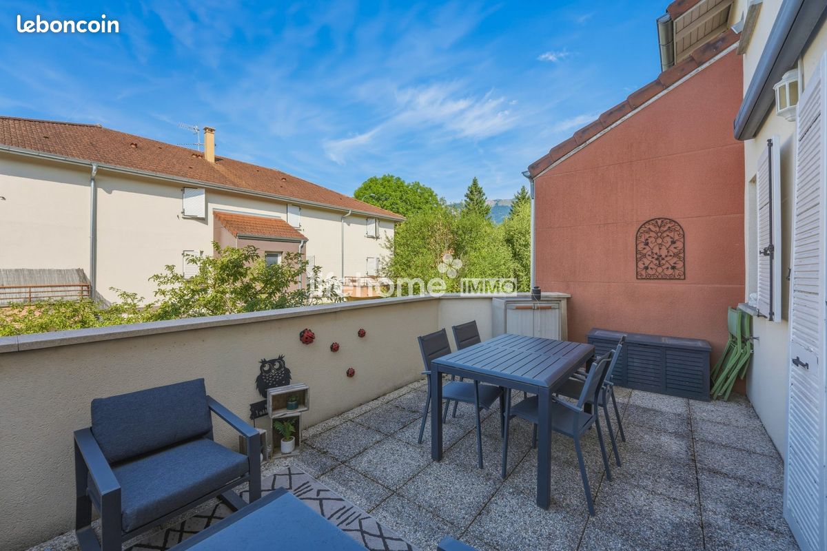 Appartement 2 pièces 45 m² · à Gex · 45 m² · 215 000 €