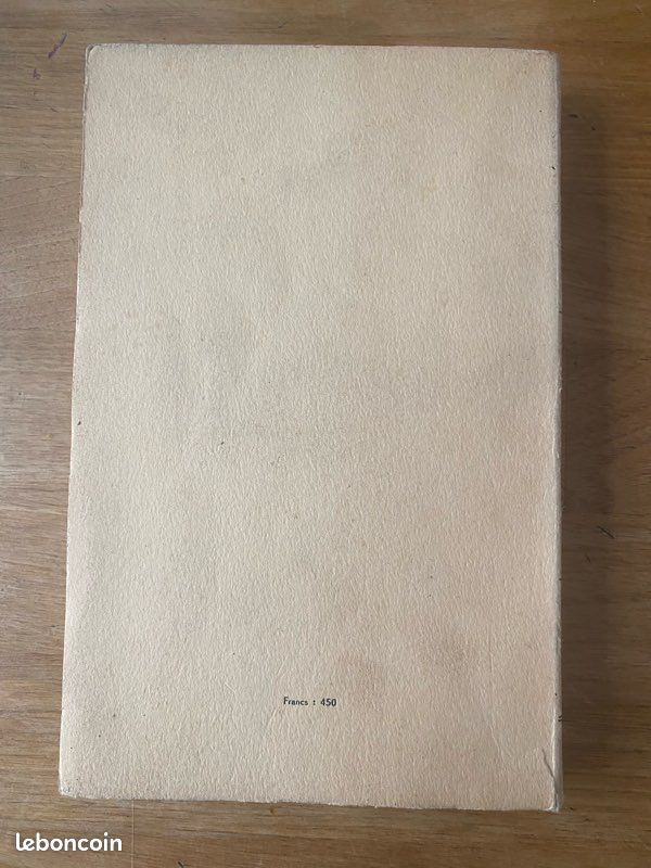Ry de la Torche : 25 000 timbres pour une peau satinée . 1954 (image 3)
