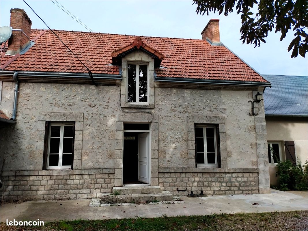 Maison 6 pièces 182 m² · à Chitenay · 182 m² · 220 000 €