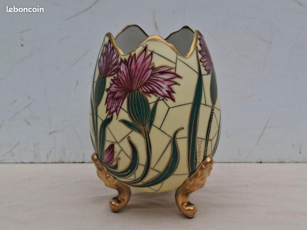 Petit Vase œuf Tripode En Porcelaine De Limoges - Décor Bleu, Fleurs Et Papillons - Occasion