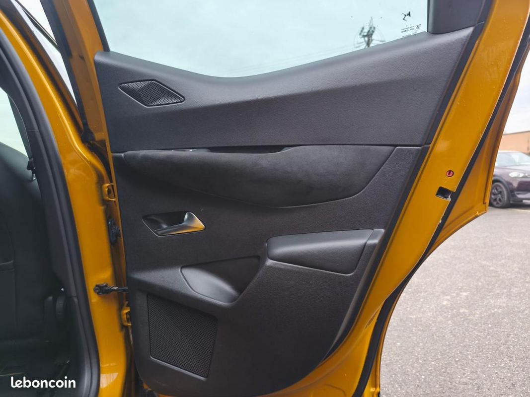 DS DS 3 CROSSBACK DS3 Crossback 1.2i PureTech 12V - 100 Performance Line PHASE 1 GARANTIE 6 MOIS (image 27)