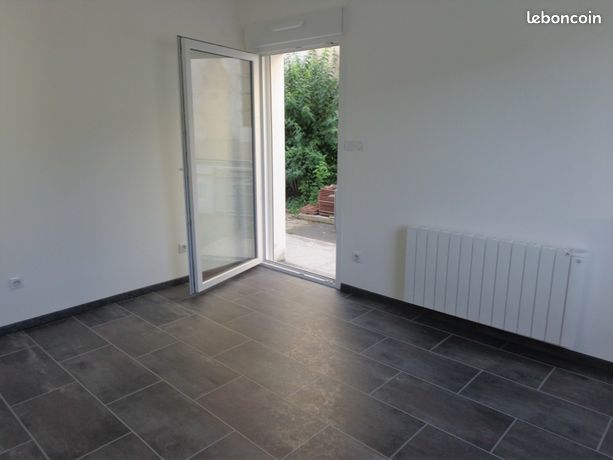 Studio 1 pièce 19 m²
