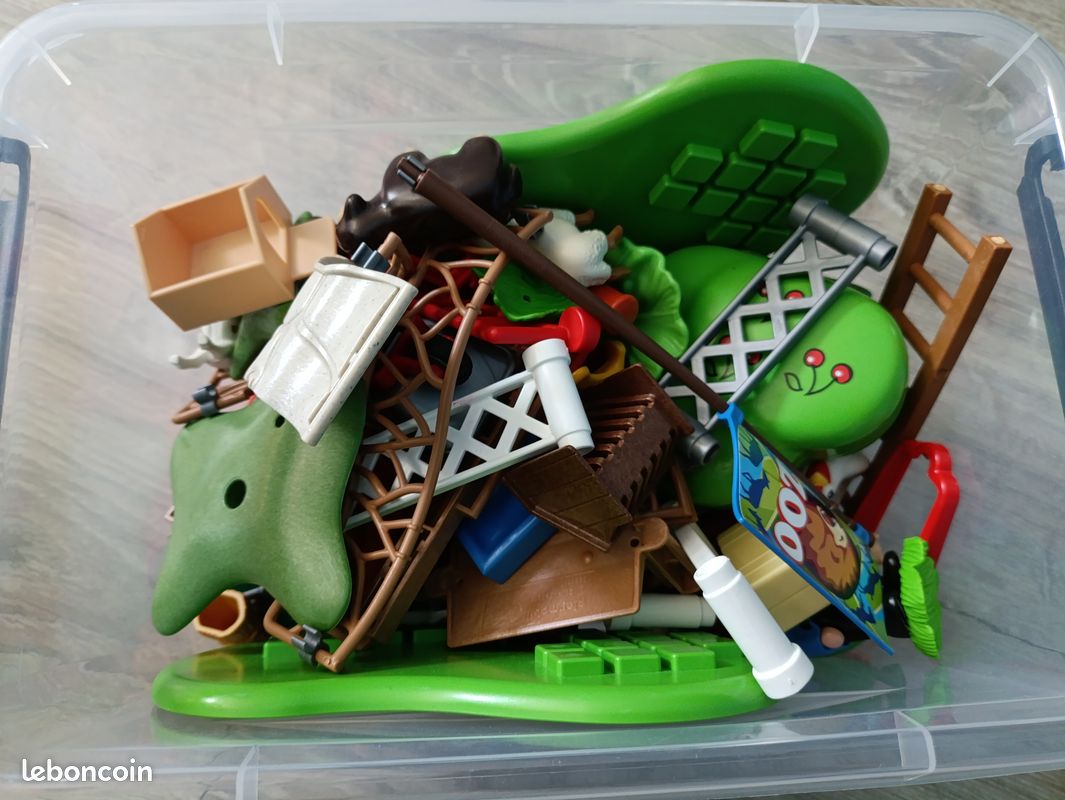 Lot divers playmobil (image 1)