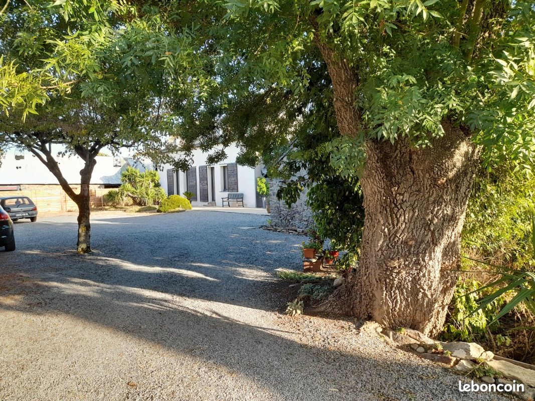 Maison 5 pièces 140 m² · à Les Touches · 140 m² · 330 000 €