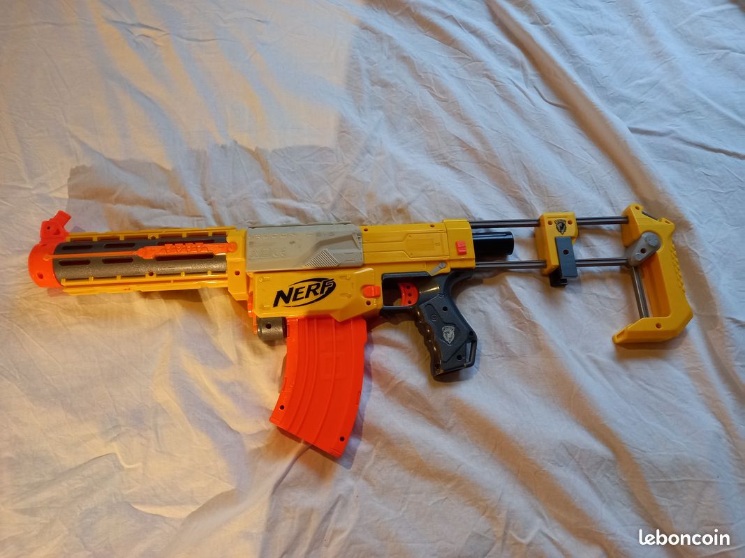 Pistolet Nerf (image 1)