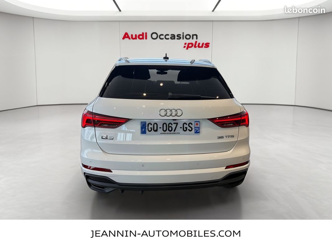 AUDI Q3 35 TFSI 150 ch S tronic 7 S line (image 4)