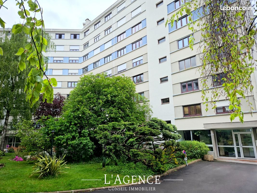 Appartement 5 pièces 93 m² - Limoges 87000 (image principale 0)