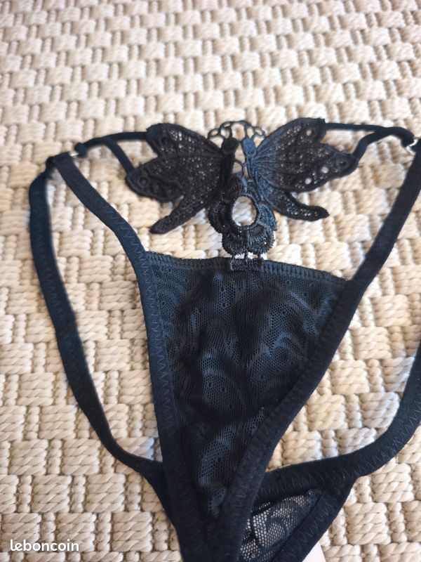 Lot de 5 String magnifique brodés taille S Neuf (image 15)