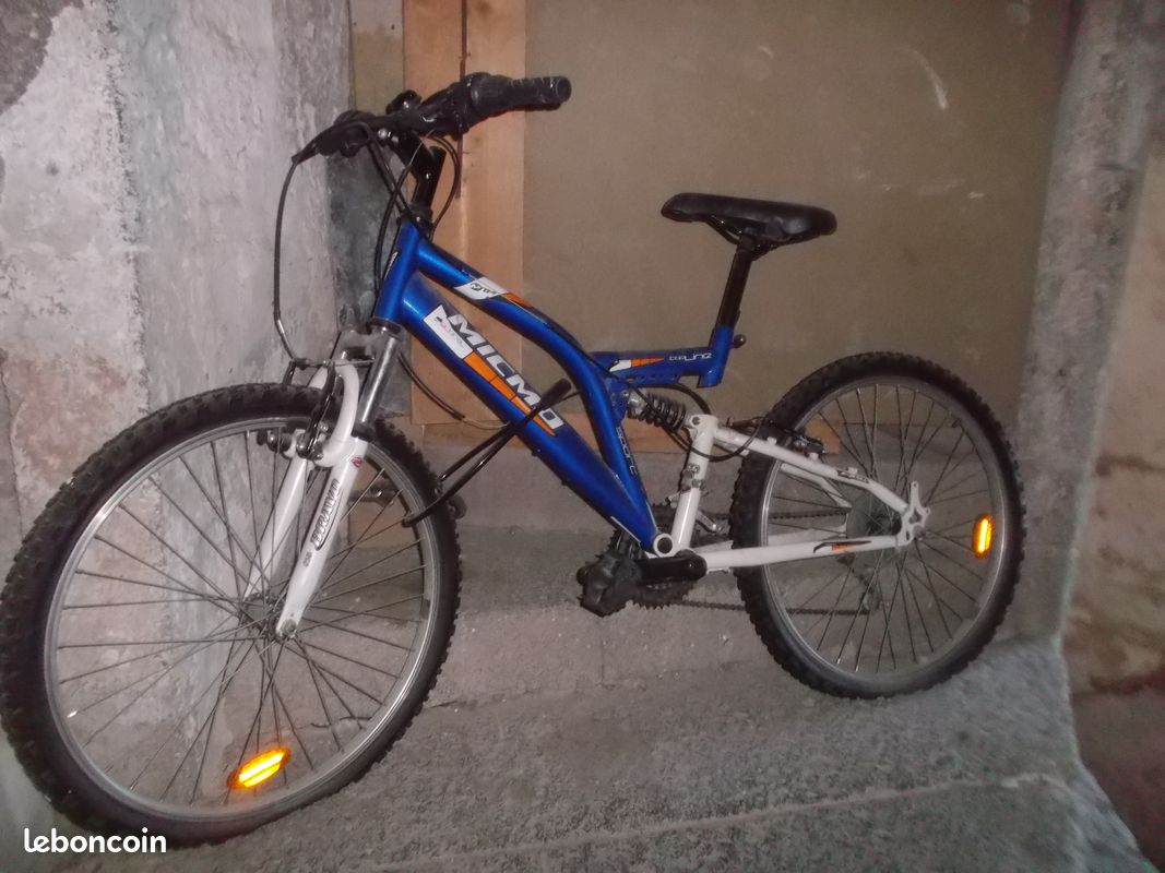 Vélo VTT (image 1)