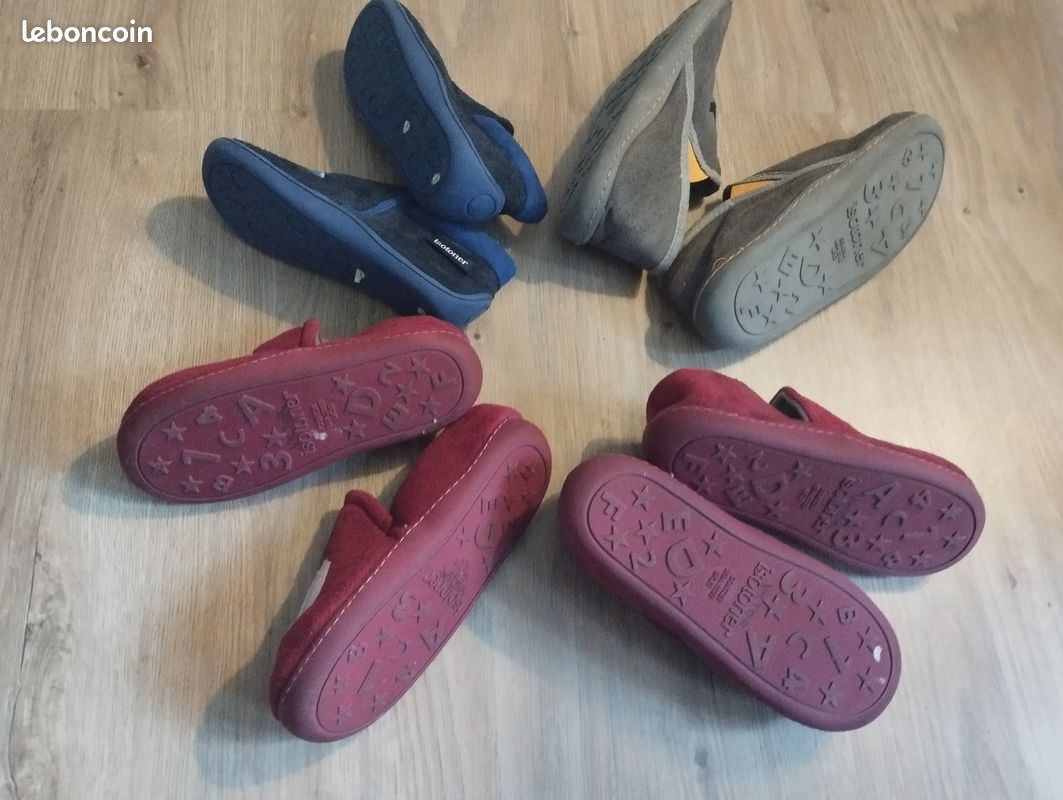 Lot de chaussons Isotoner pointures: 26, 28, 29 et 34 (image 5)