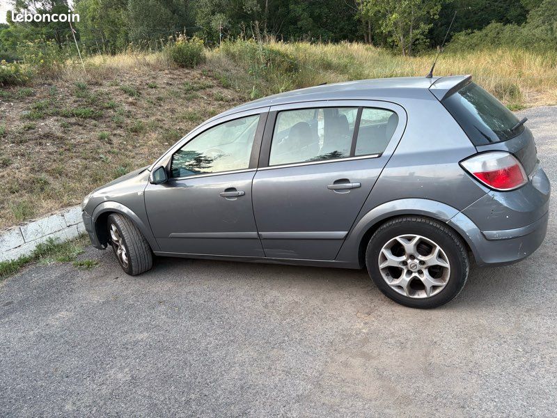 Opel astra h roulante (image 1)
