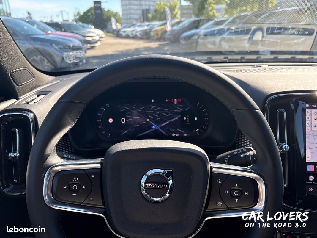 VOLVO XC40 B3 163 ch DCT7 Ultra (image 12)